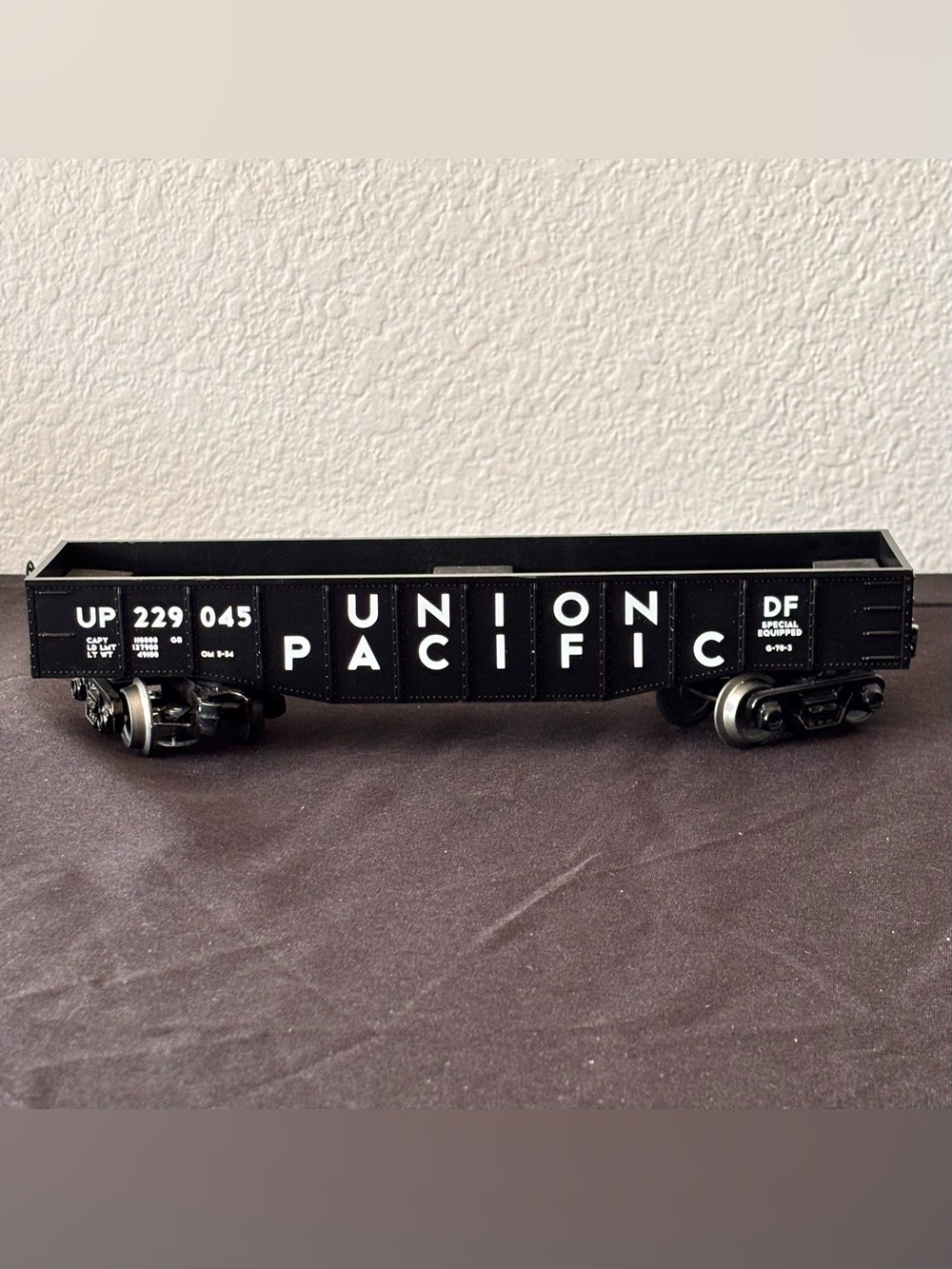 MTH Union Pacific UP 229045 Black Gondola O Gauge Model Train Car Metal Wheels